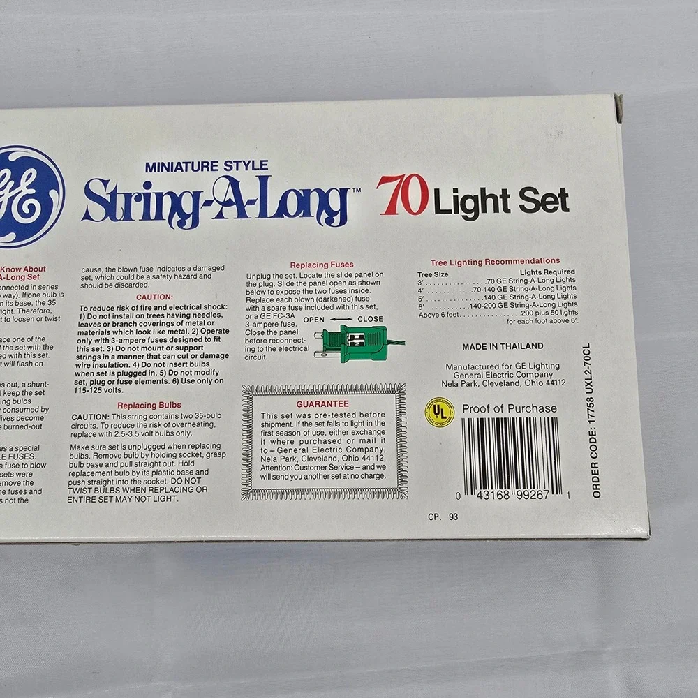 GE String-A-Long 70 Light Set Clear Miniature Indoor Outdoor Vintage 32ft 17758